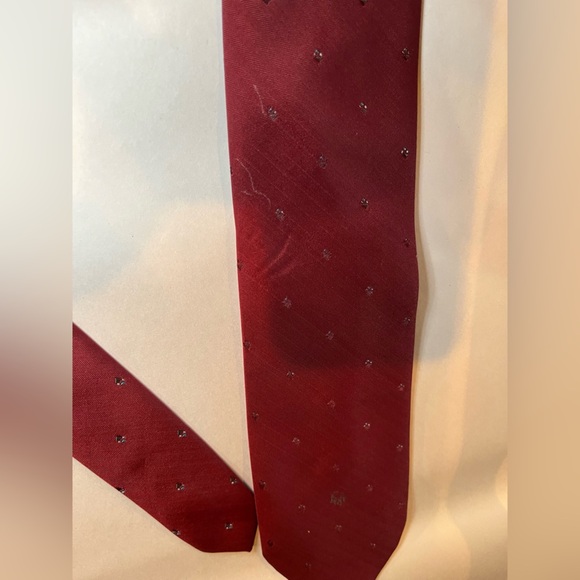 Christain Dior Dark Red with Blue Embroidered Logo Detail Tie silk - Picture 3 of 7